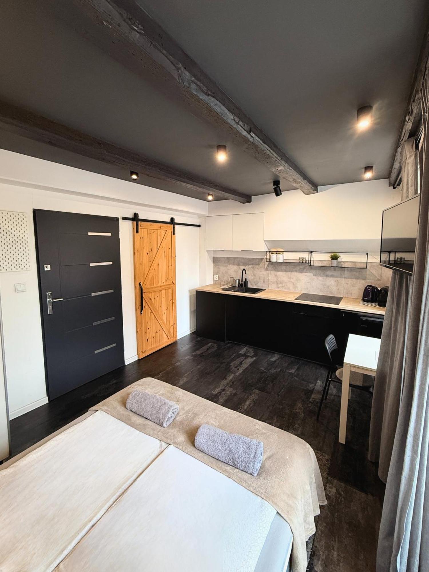Apartament Z Widokiem Na Pomnik Kopernika - Rynek Staromiejski Torun Exterior photo